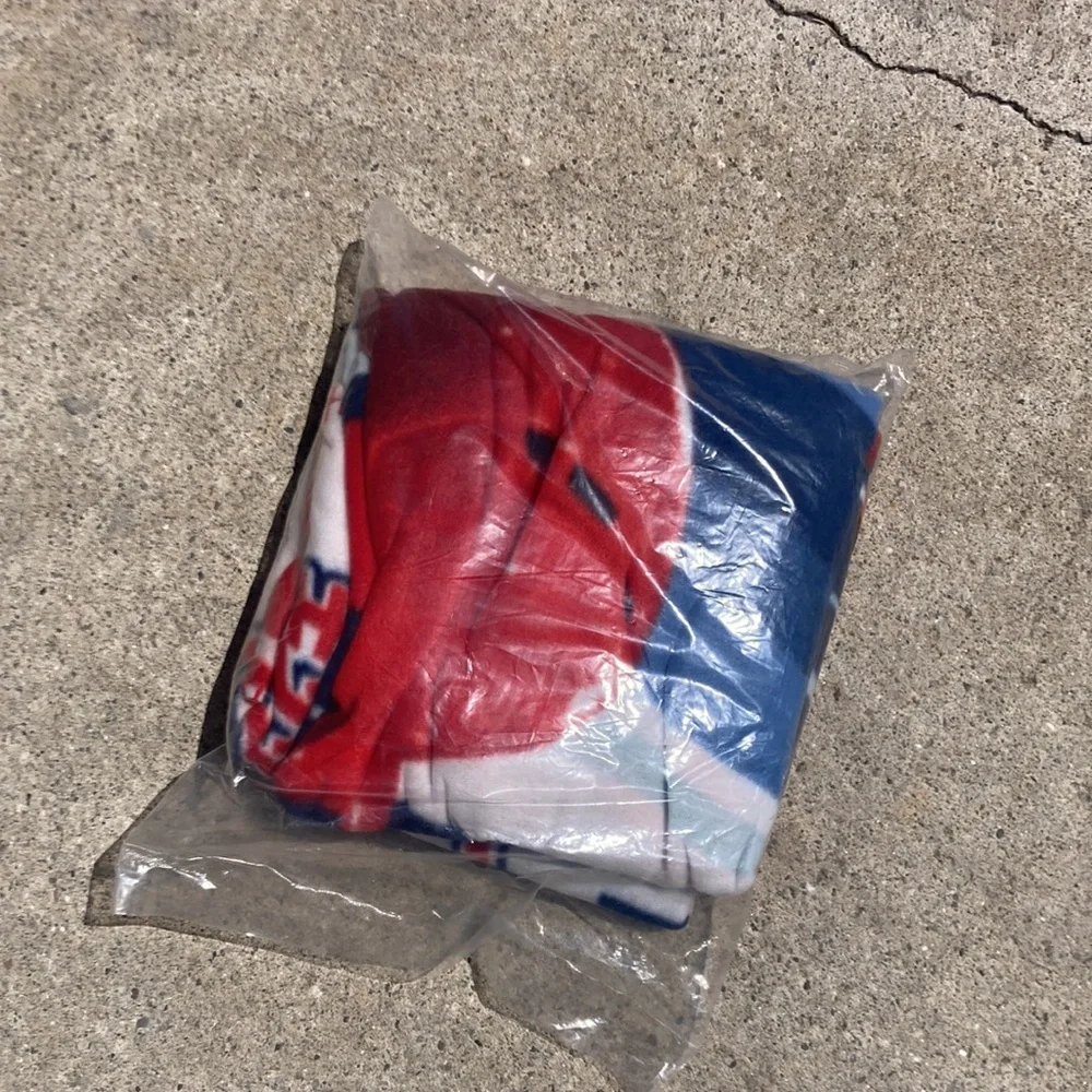 MLB Shohei Ohtani Red White Blue Throw Blanket